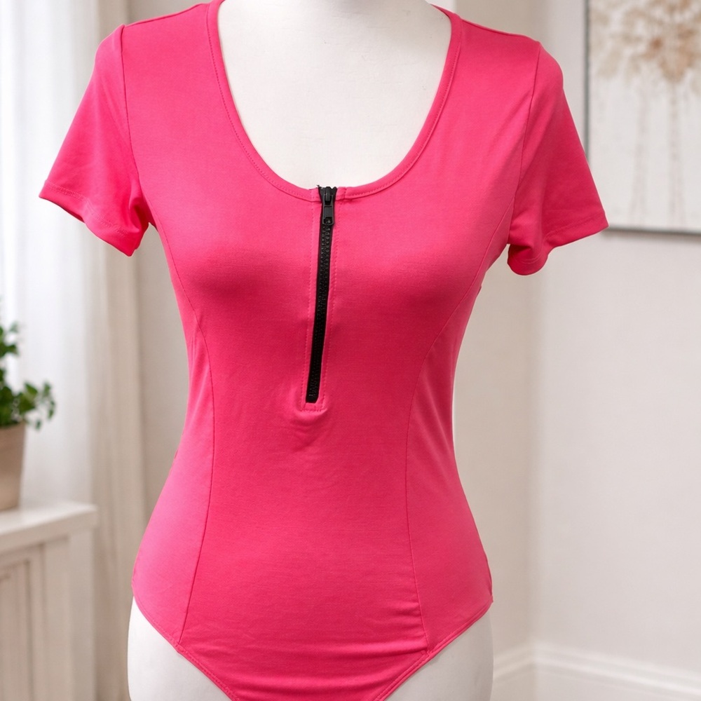 White Birch Pink Zippered Women's Bodysuit NWOT